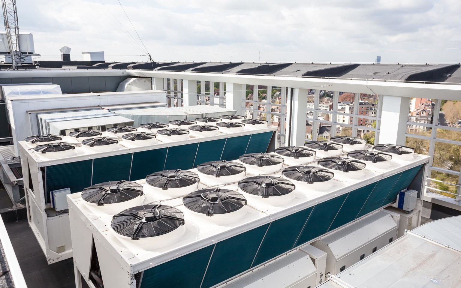 VRF System Chiller Repair Dubai